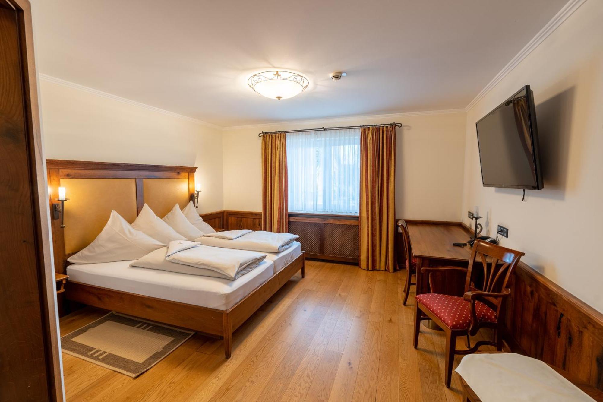 Hotel Hirsch Neu-Ulm