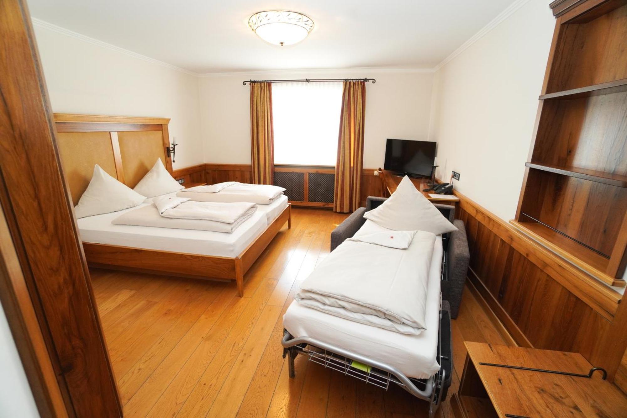 Hirsch 4* Neu-Ulm