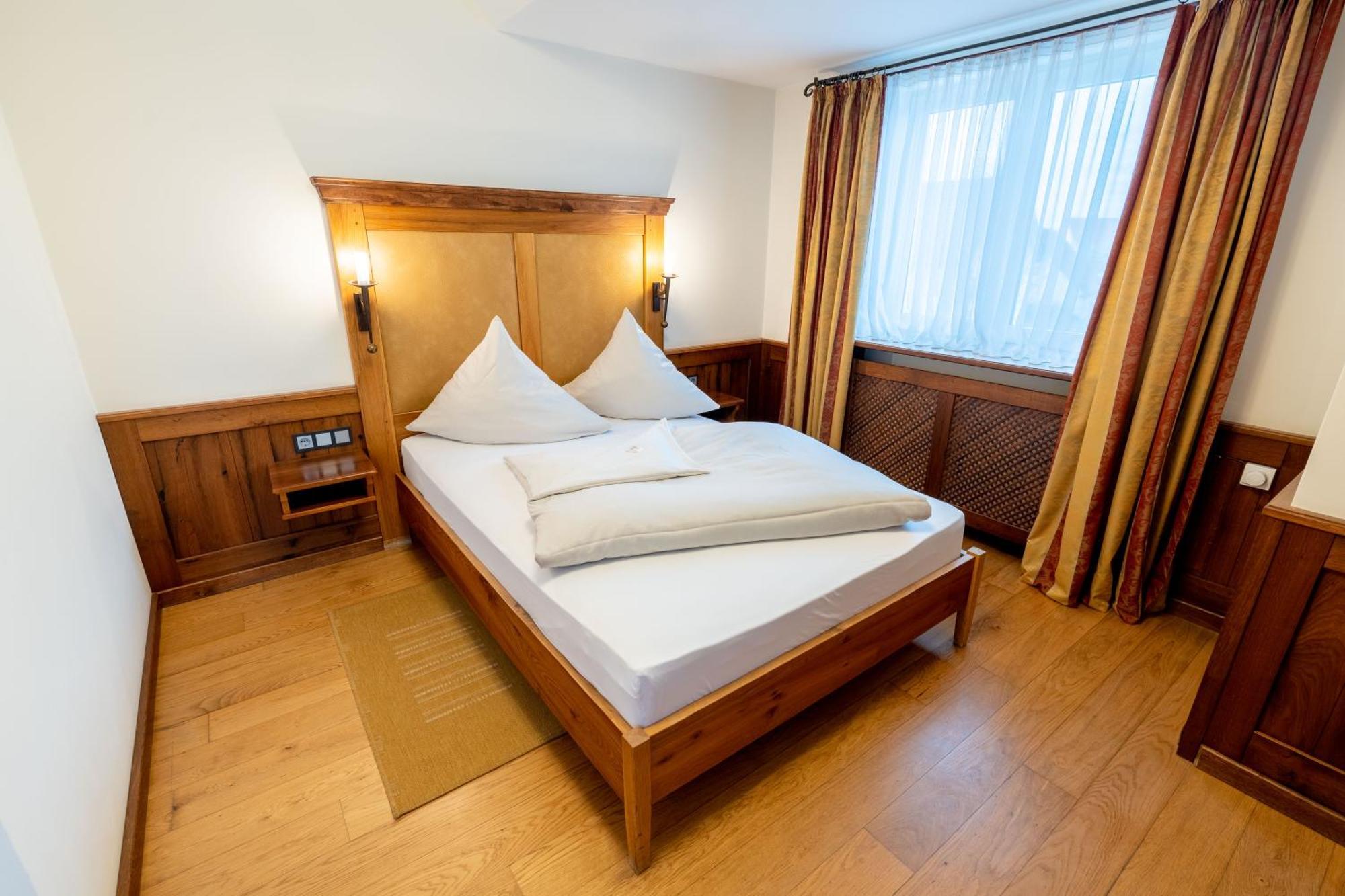 Hirsch Hotel Neu-Ulm