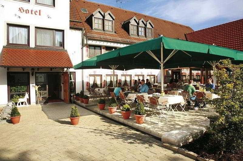 Hirsch Hotel 4*